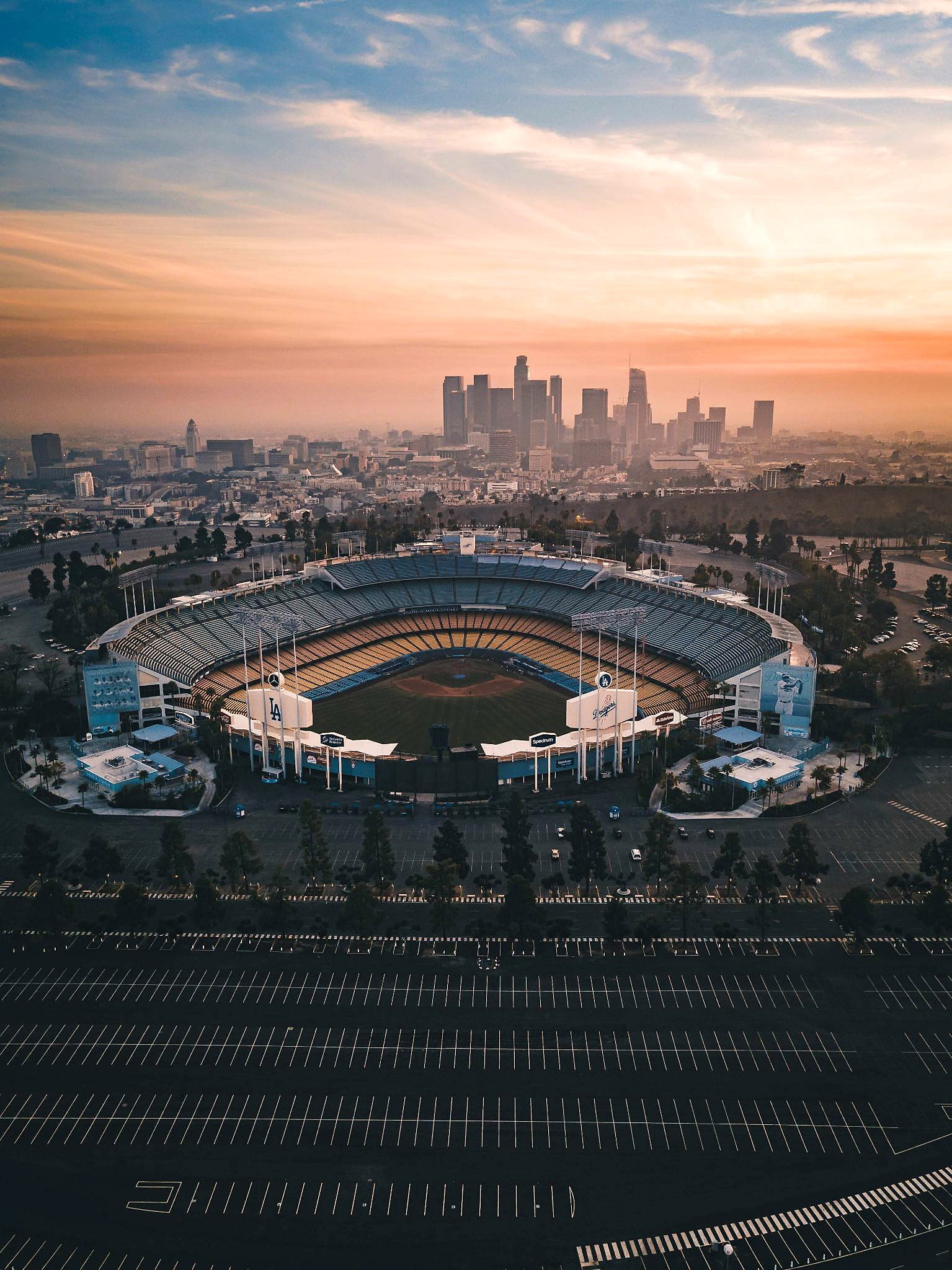 Dodger Stadium makes Top-10 in 2017 ‘Best Stadium’ rankings | Think Blue LA